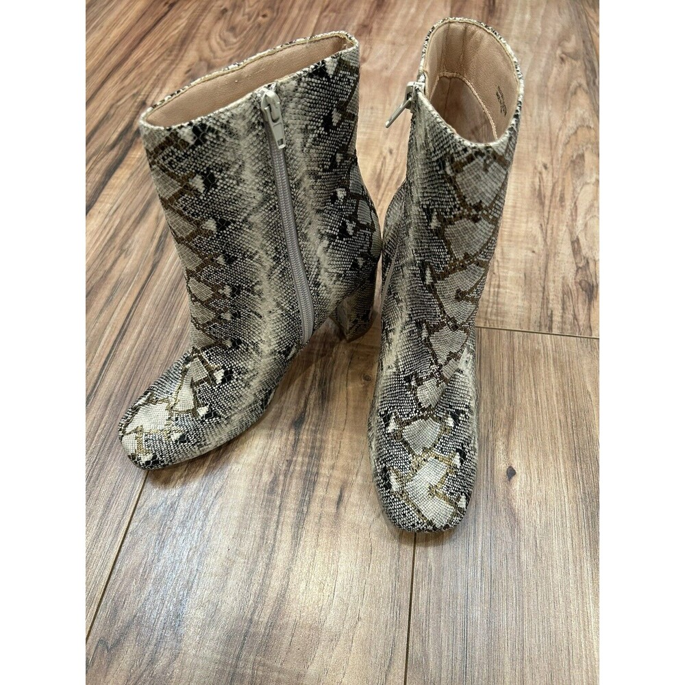 Chinese Laundry Womens Boot Snake skin 6.5 Block Heel Zip Up Round Toe